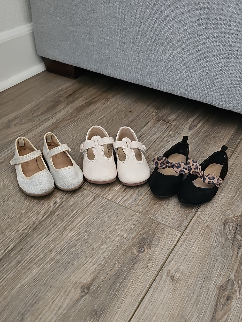 3 Kids Mary Jane Dress Shoes - Black And Beige